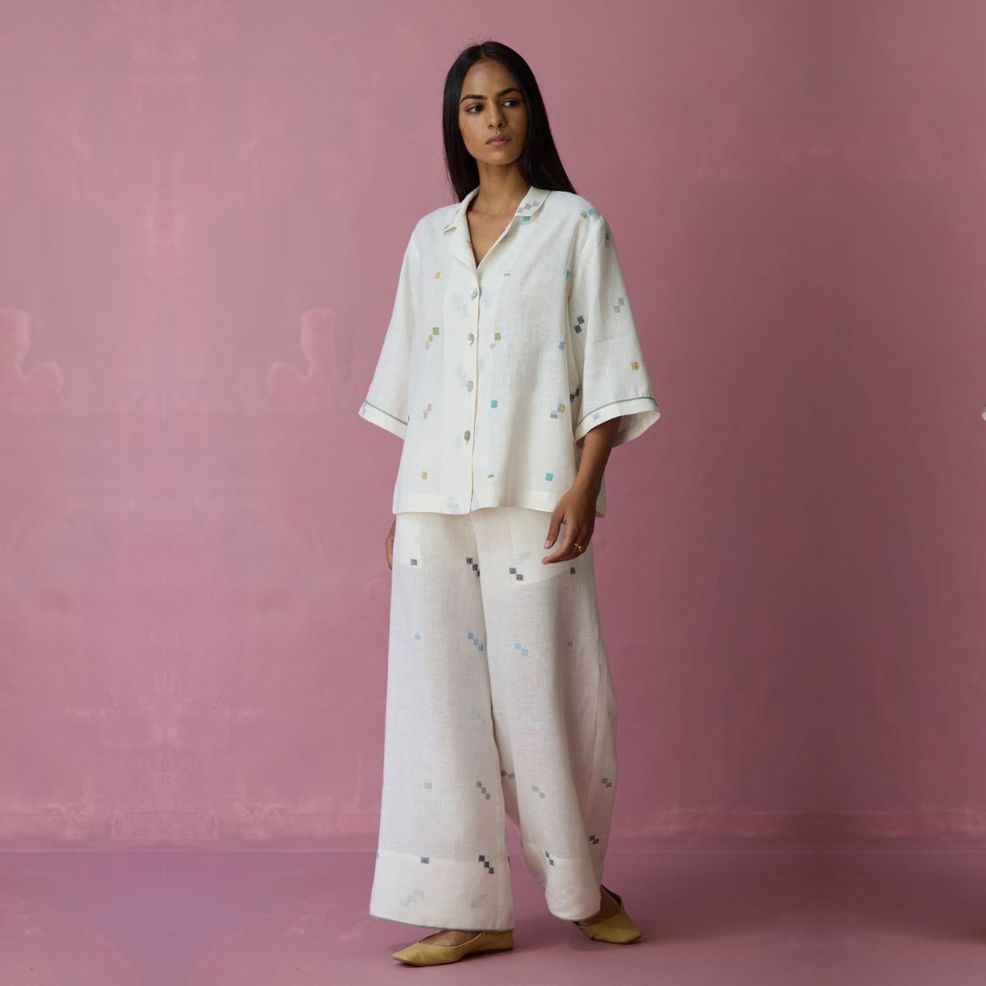 Manan Singapore — Handloom Indian Clothing for Women | Canvas & Weaves