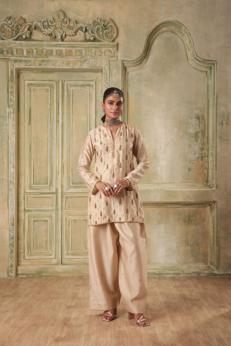 Zar-Rang Ivory Buti Kurta Set silk chanderi kurta/kurta set by Niti Bothra in ivory for women in Singapore