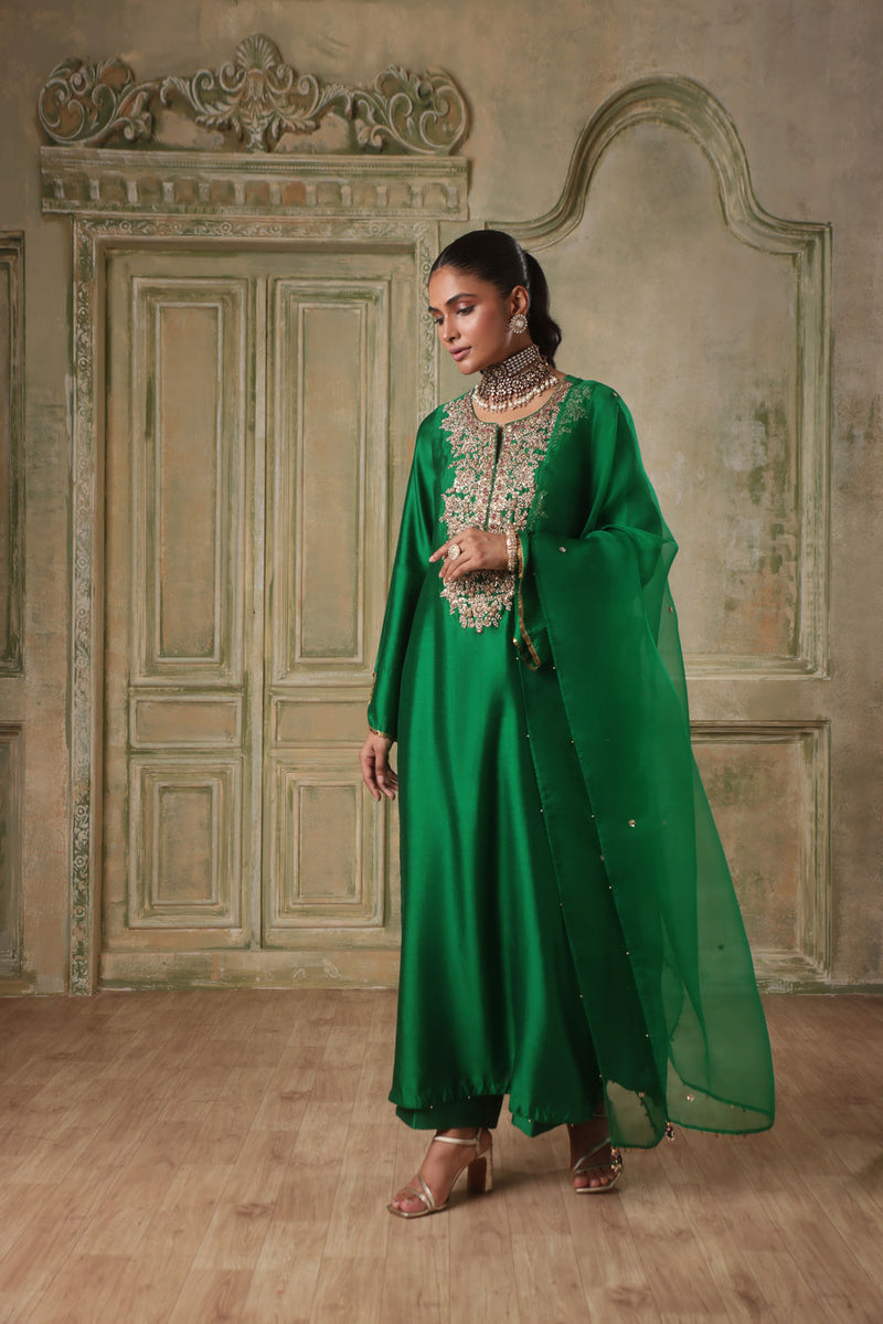 Zar-Rang Green Heavy Neck Kurta Set chiniya silk kurta/kurta set by Niti Bothra in green for women in Singapore