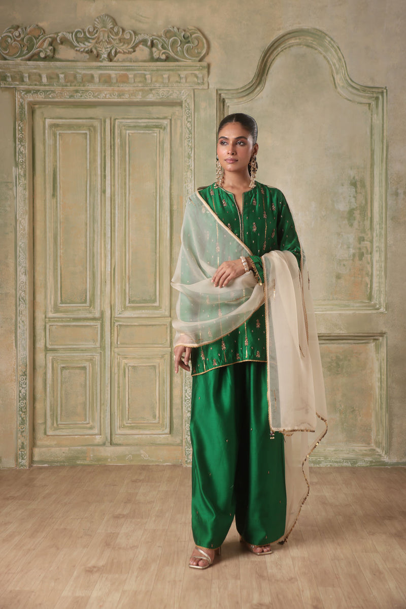 Zar-Rang Green Short Buti Kurta Set silk chanderi kurta/kurta set by Niti Bothra in green for women in Singapore