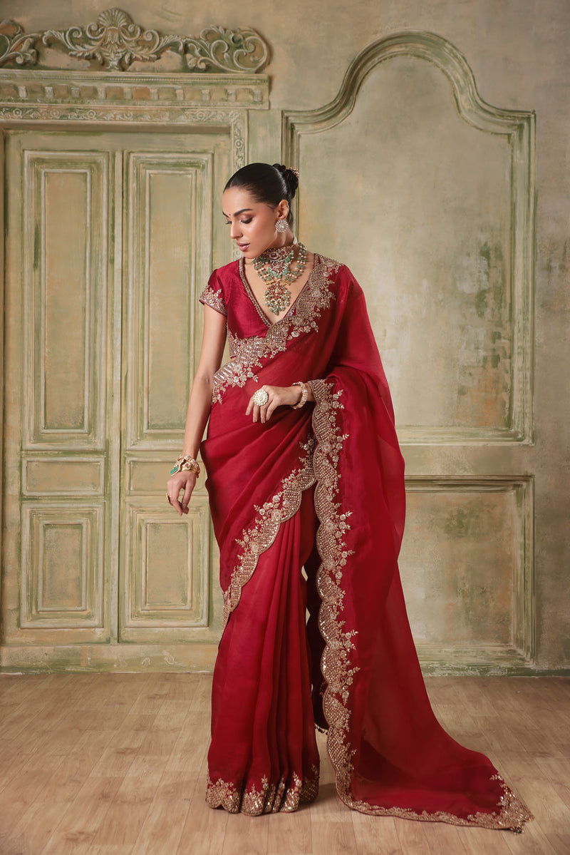Zar-Rang Maroon Scallop Border Saree Set kora silk saree by Niti Bothra in maroon for women in Singapore