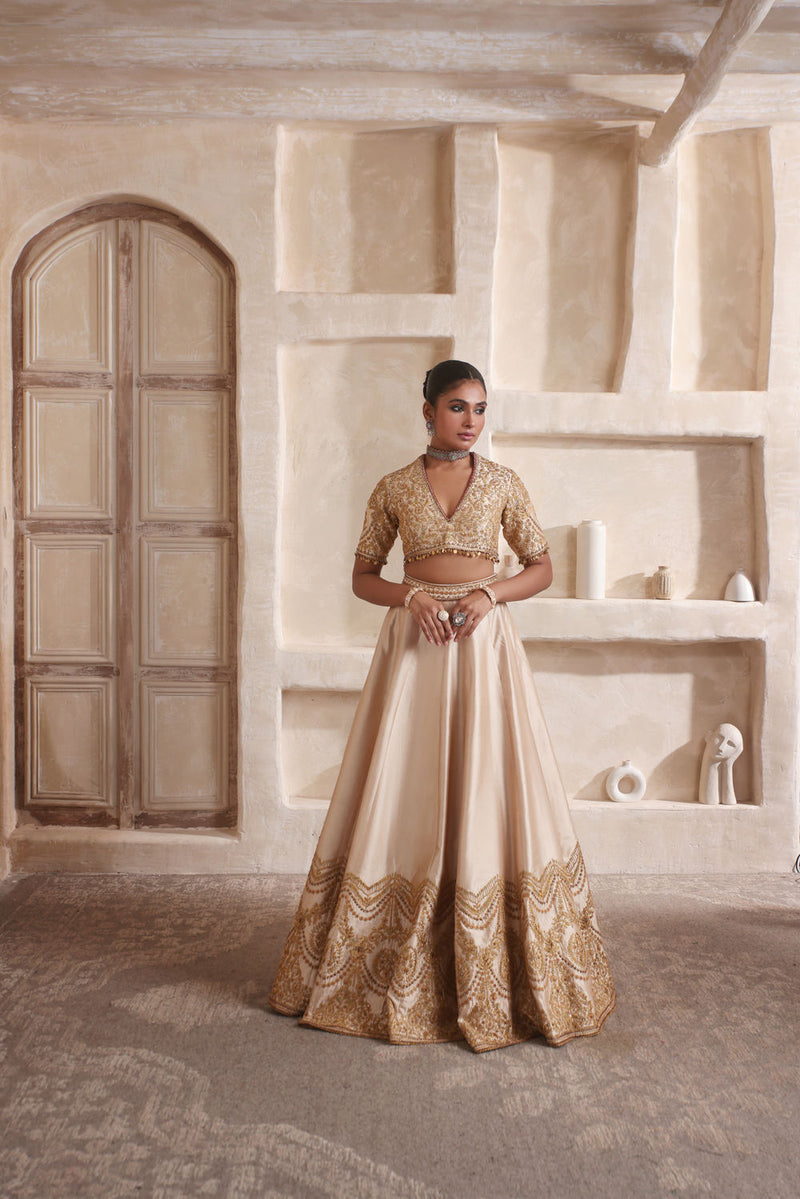 Zar-Rang Ivory Scallop Lehenga Set kora silk Lehenga Set by Niti Bothra in ivory for women in Singapore