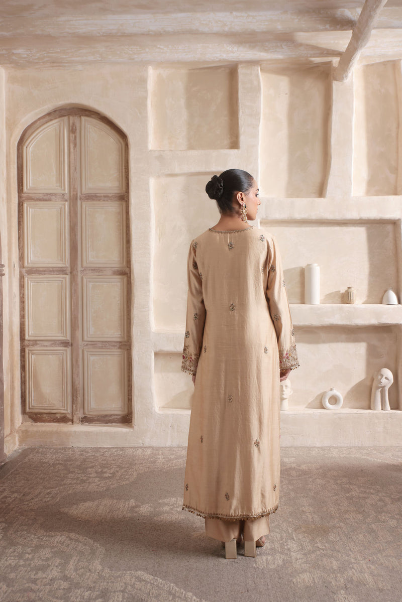 Zar-Rang Ivory Farshi Kurta Set silk chanderi kurta/kurta set by Niti Bothra in ivory for women in Singapore
