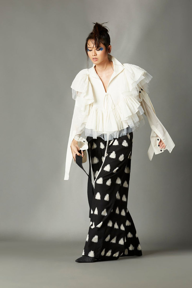 Lyle Top with Sleeves cotton by Chola in white color for women in Singapore