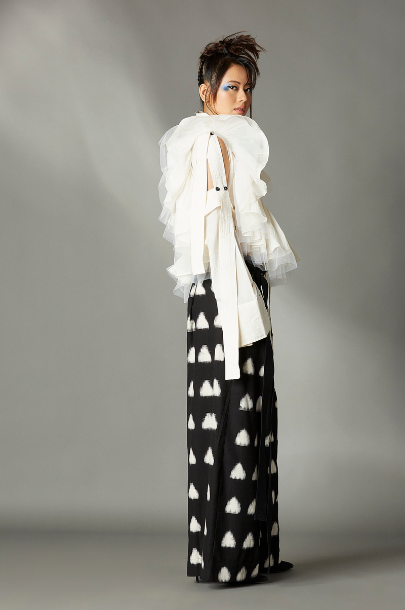 Lyle Top with Sleeves cotton by Chola in white color for women in Singapore