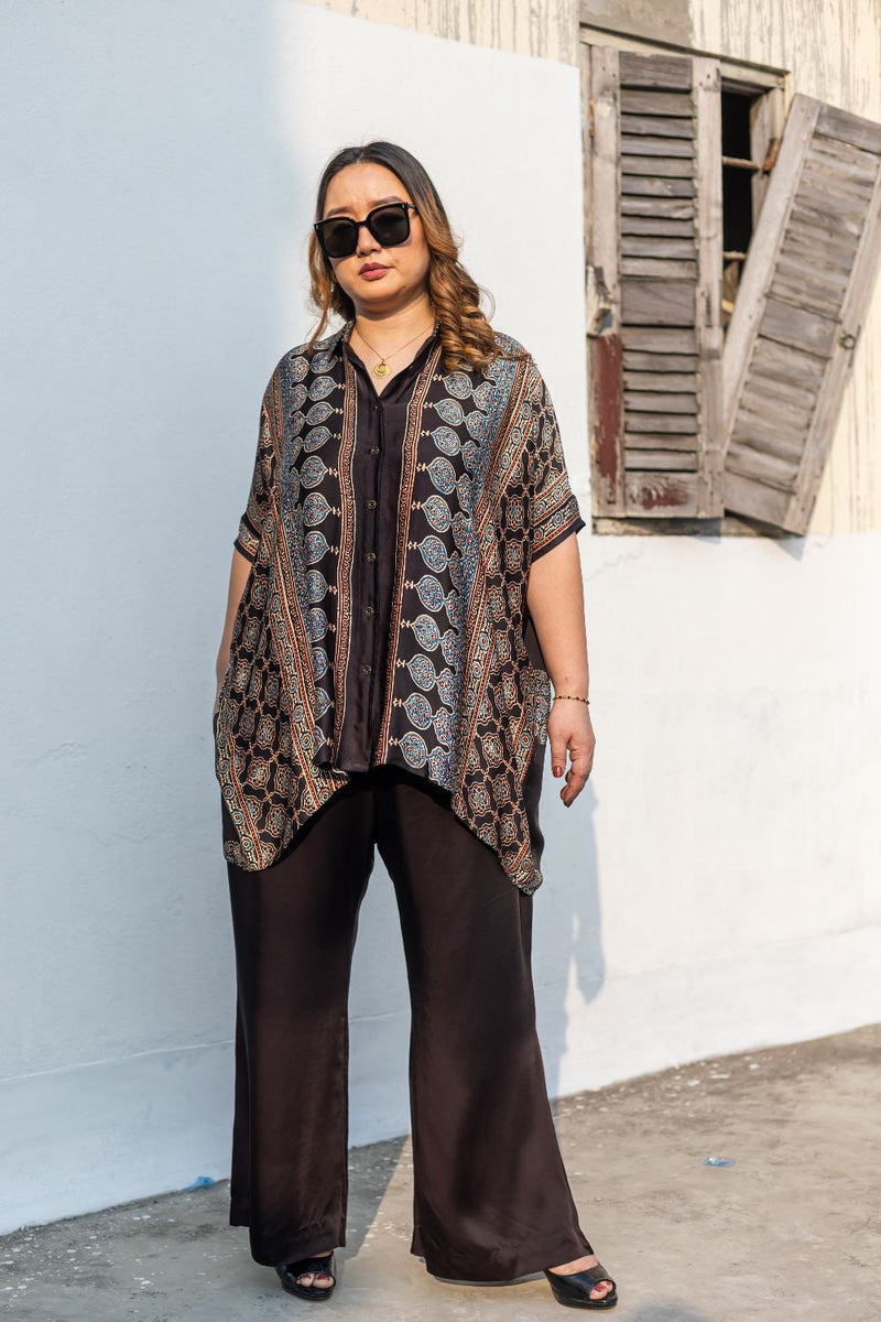 Derby Black Antifit Shirt with Pants