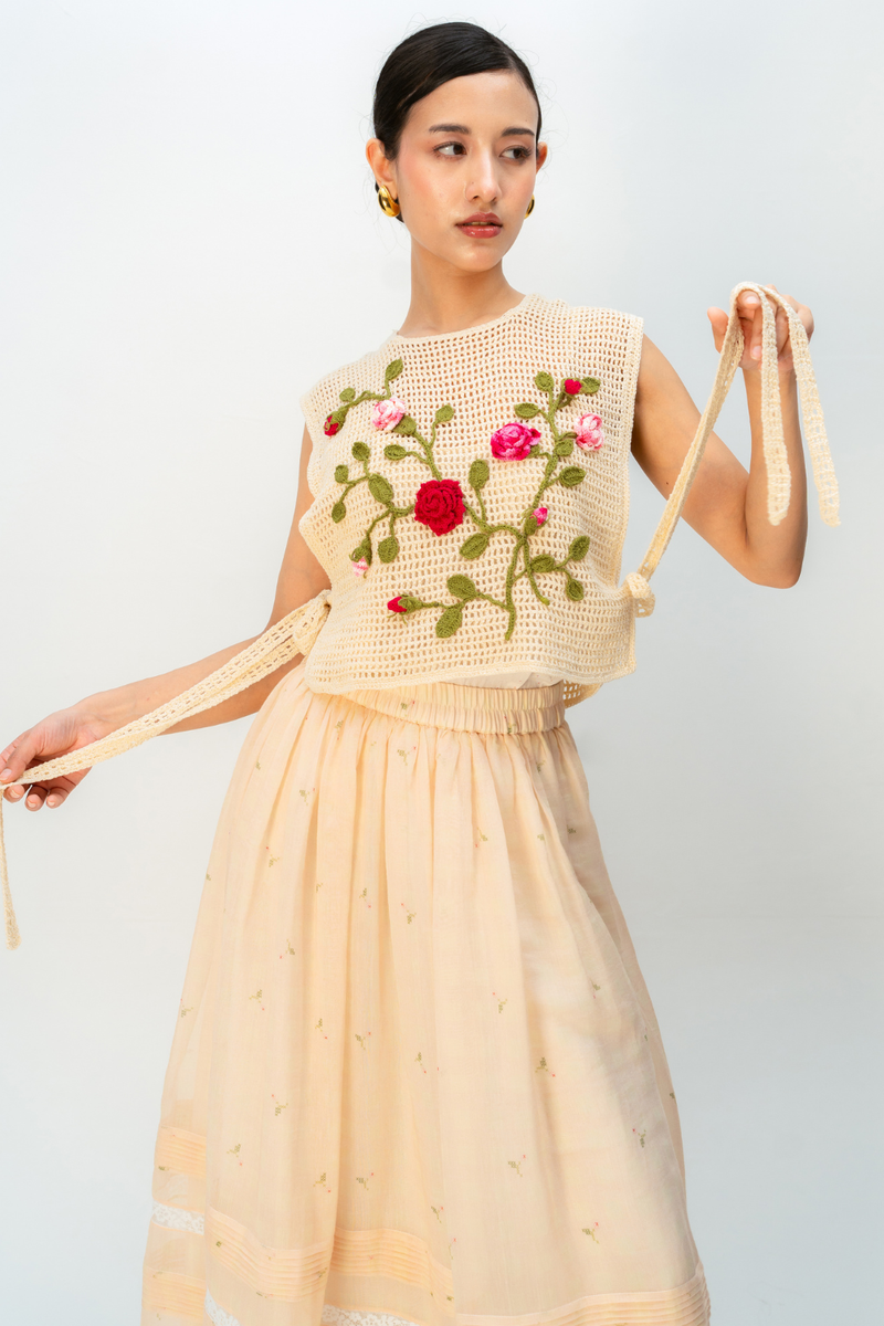 ROSY PAUSE BIB cotton jacket/overlay by Ode to Odd in off white for women in Singapore