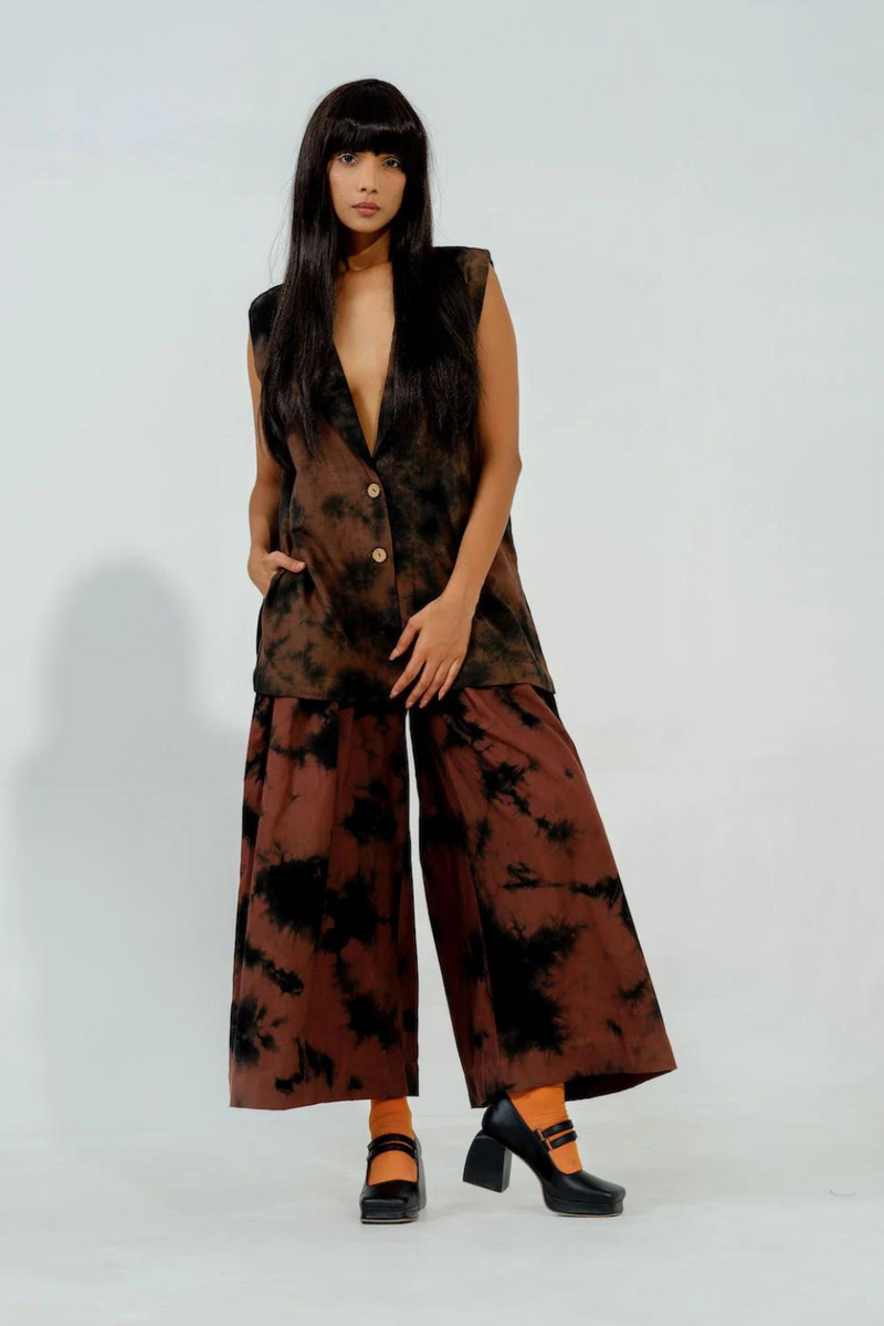 Brown Sugar Pants cotton matty pants/trousers by Stoique in brown for women in Singapore