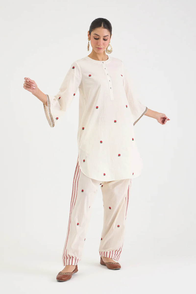 LOTUS SET 4 cotton by AAVIDI in white color for women in Singapore