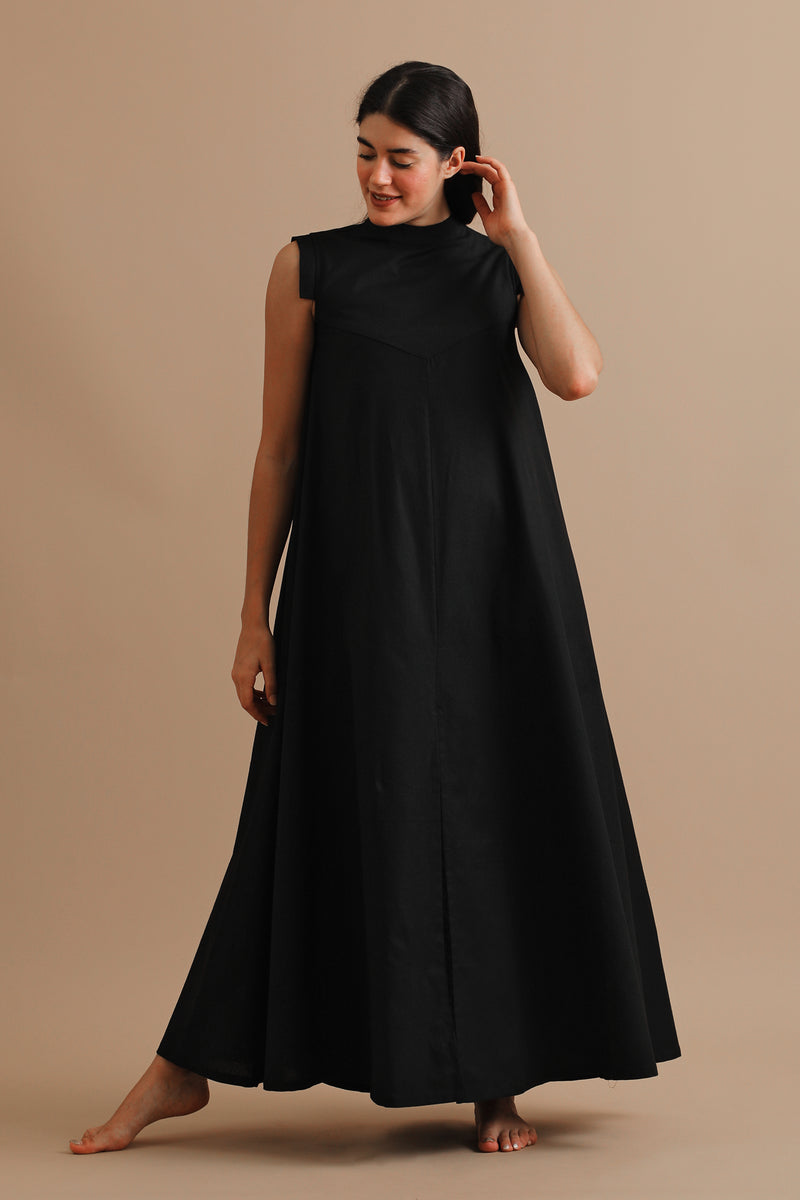 Zelda Long Black Dress