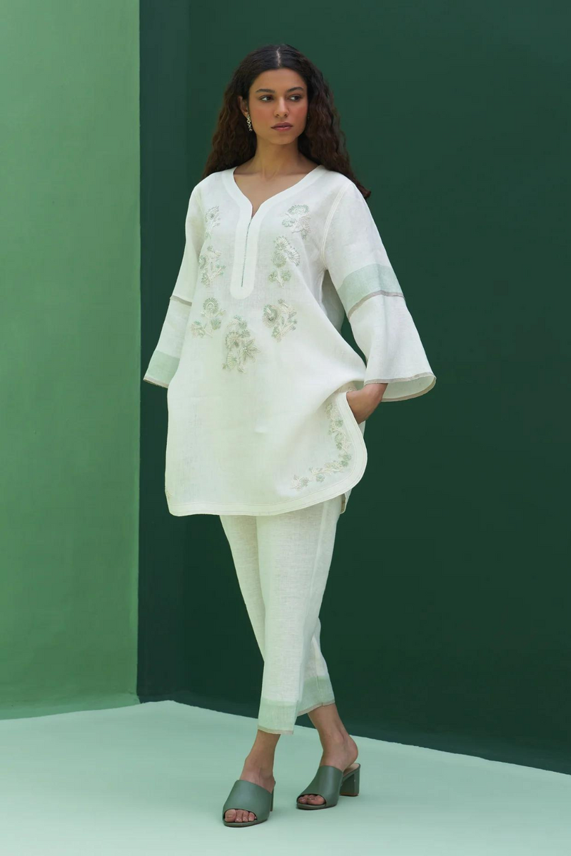 Insha Hand-Embroidered Kurta
- Ivory linen by Manan in ivory color for women in Singapore