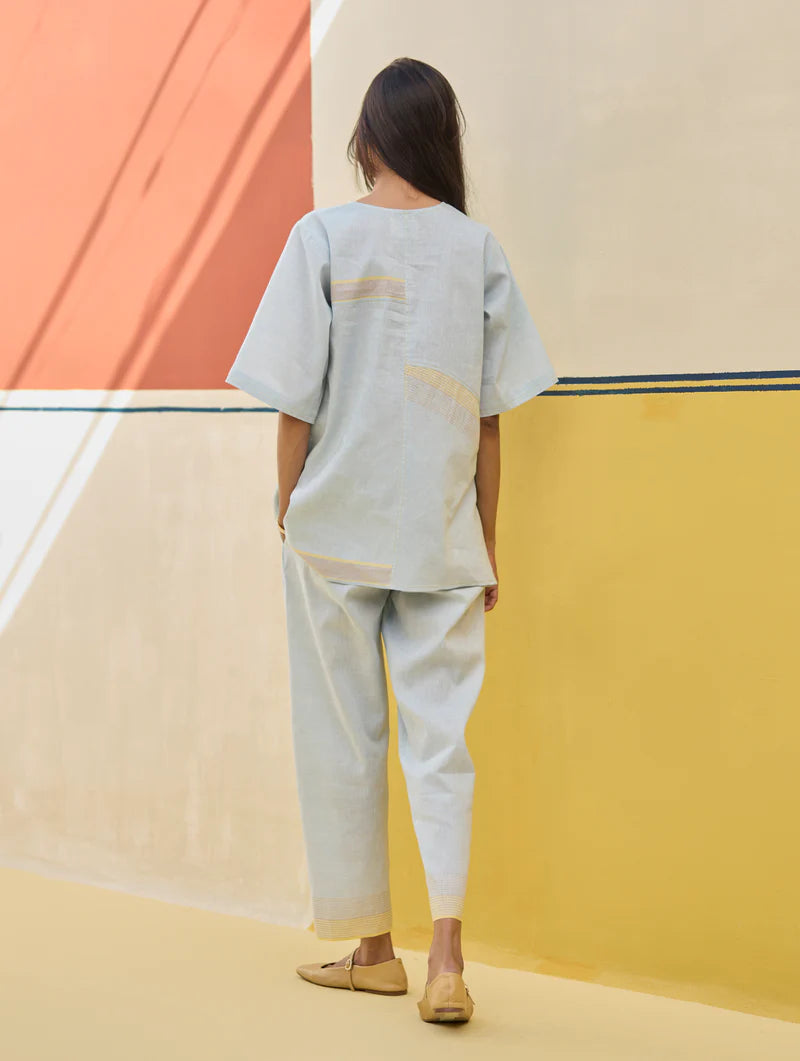Moriko Border Linen Co-ord Set
- Sky linen by Manan in blue color for women in Singapore