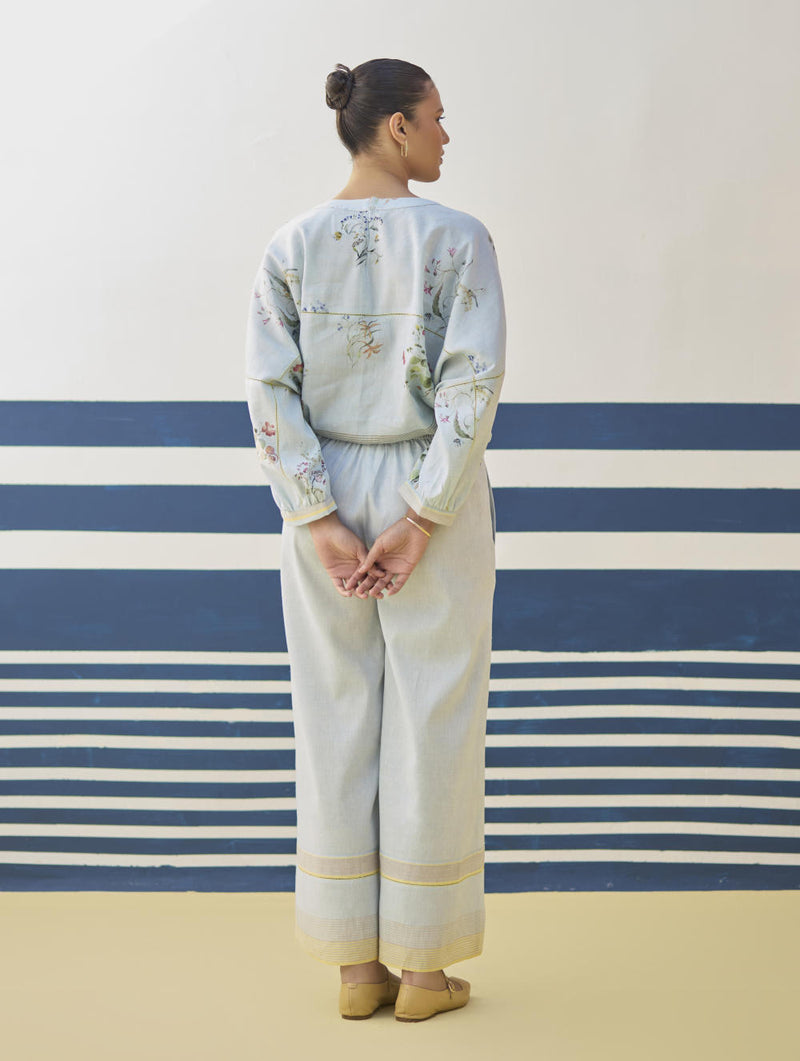 Myra Watercolor Floral Co-ord Set
- Sky linen by Manan in blue color for women in Singapore