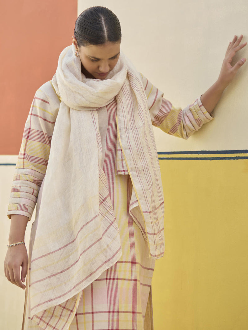 Misa Check Linen Kurta Set
- Sand linen by Manan in natural color for in Singapore
