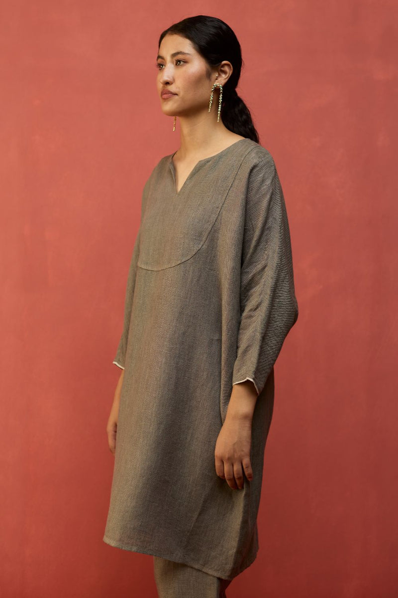 Etsu Yoke Linen Kurta - Grey linen by Manan in grey color for women in Singapore