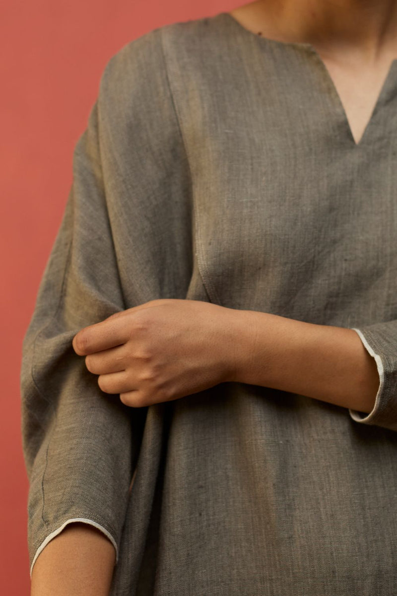 Etsu Yoke Linen Kurta - Grey linen by Manan in grey color for women in Singapore