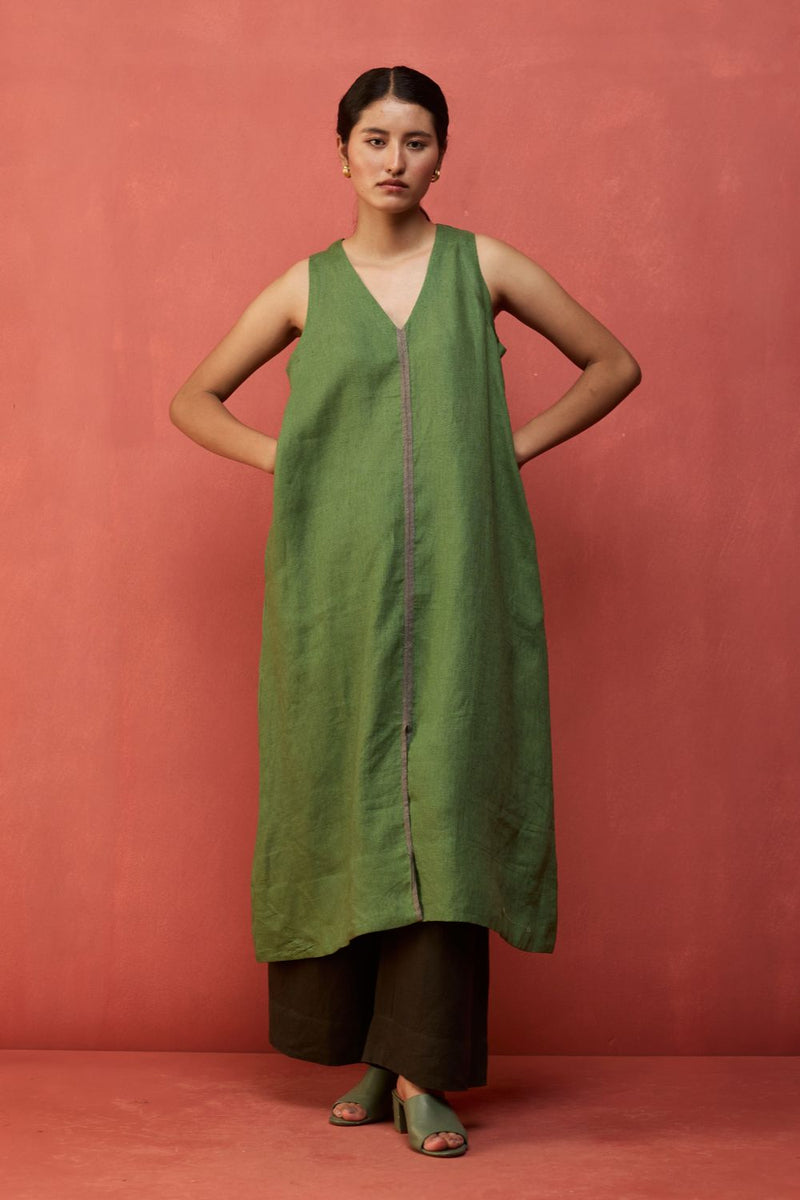 Rohe Sleeveless Linen Kurta Set - Fern Green by Manan for in Singapore