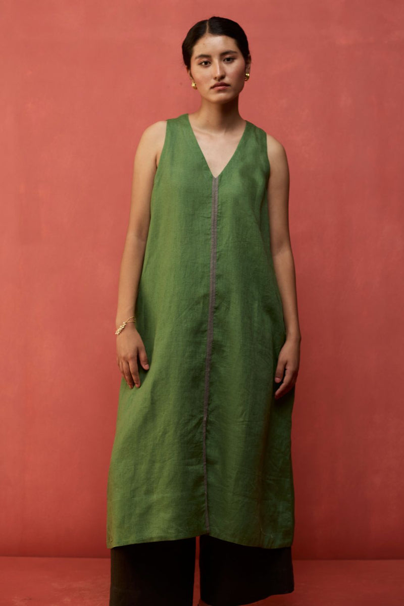 Rohe Sleeveless Linen Kurta Set - Fern Green by Manan for in Singapore