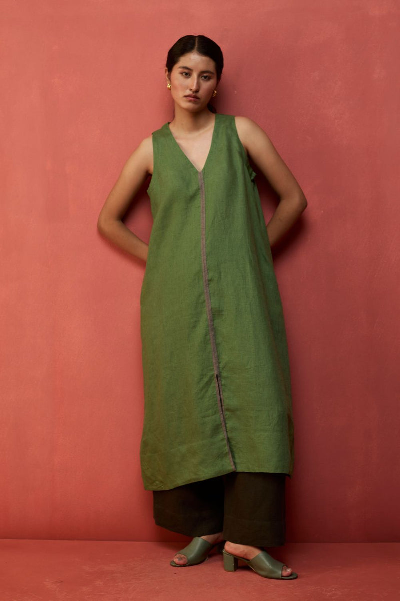 Rohe Sleeveless Linen Kurta Set - Fern Green by Manan for in Singapore