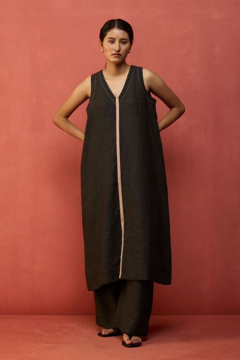 Rohe Sleeveless Linen Tunic - Charcoal by Manan for in Singapore