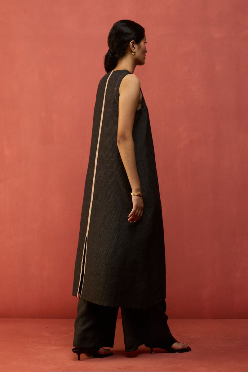 Rohe Sleeveless Linen Kurta Set - Charcoal by Manan for in Singapore