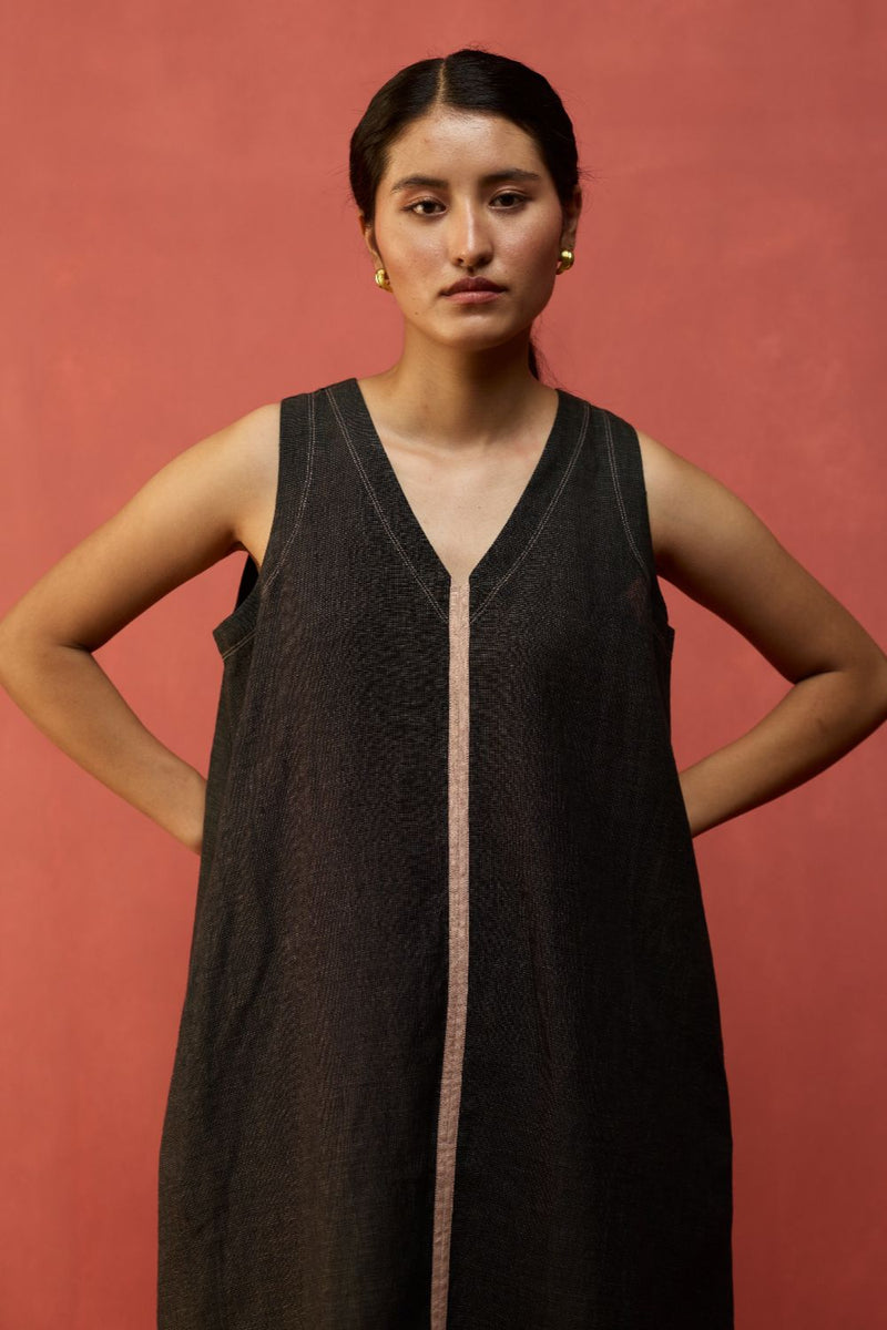 Rohe Sleeveless Linen Kurta Set - Charcoal by Manan for in Singapore