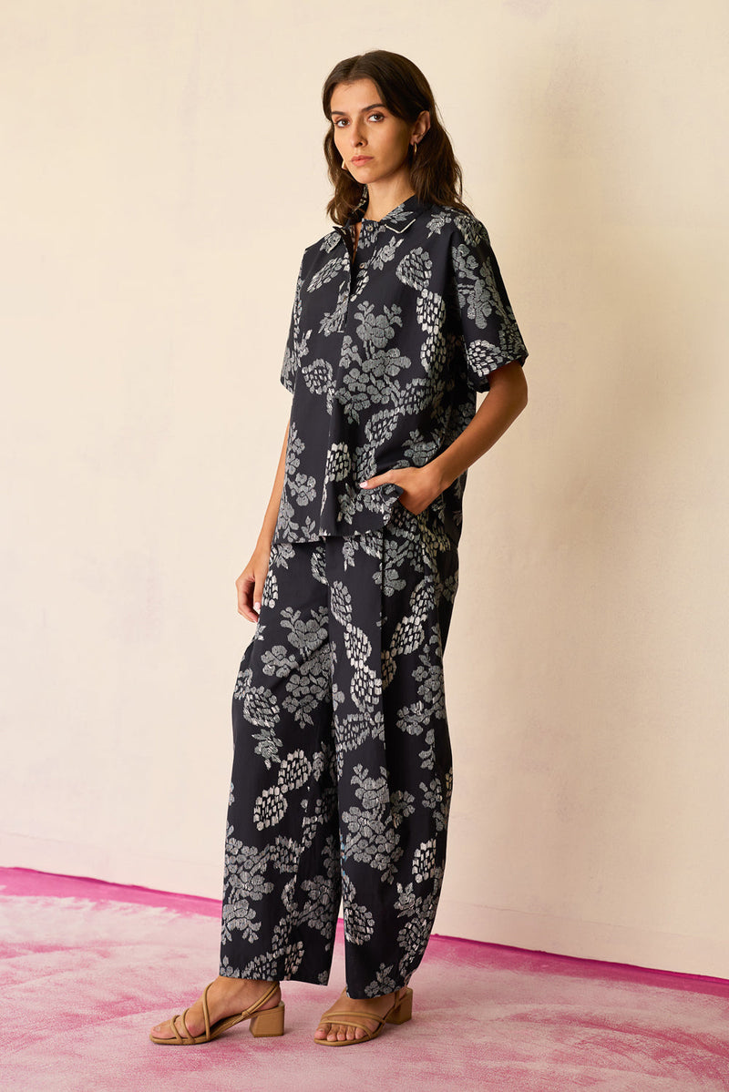 Oversized Ikat All-Over Print Shirt cotton top/shirt by World of SiSa in black for women in Singapore