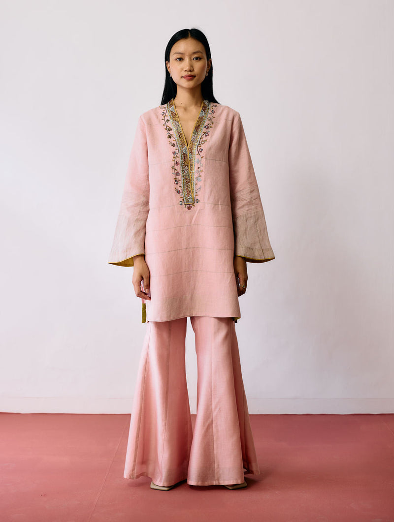 Naar Hand-Embroidered Metallic Kurta-Pink linen kurta/kurta set by Manan in pink for women in Singapore
