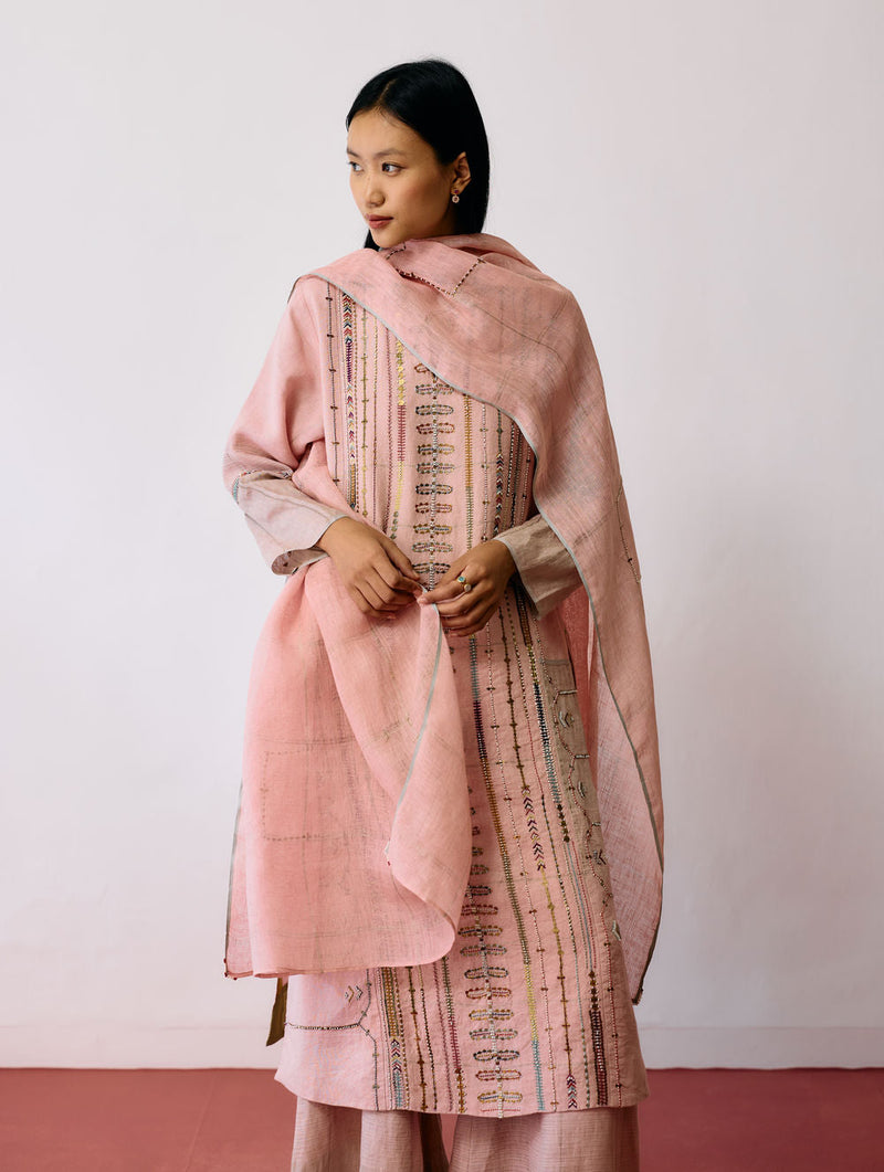Mora Hand-Embroidered Metallic Linen Dupatta-Pink linen dupatta by Manan in pink for women in Singapore