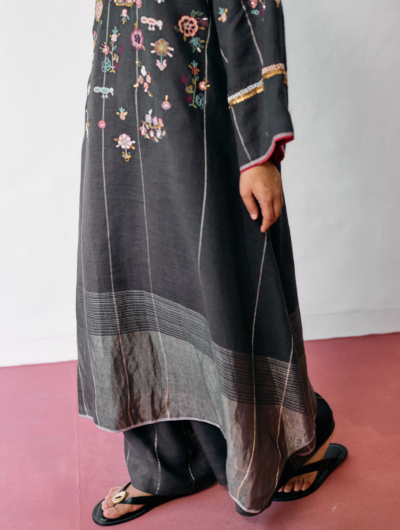 Ura Hand-Embroidered Metallic Linen Kurta Set-Charcoal linen kurta/kurta set by Manan in black for women in Singapore