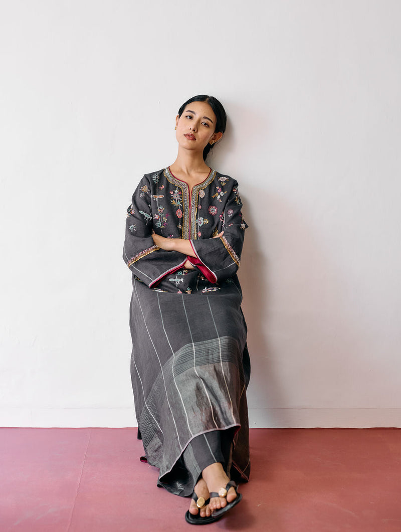 Ura Hand-Embroidered Metallic Linen Kurta Set-Charcoal linen kurta/kurta set by Manan in black for women in Singapore