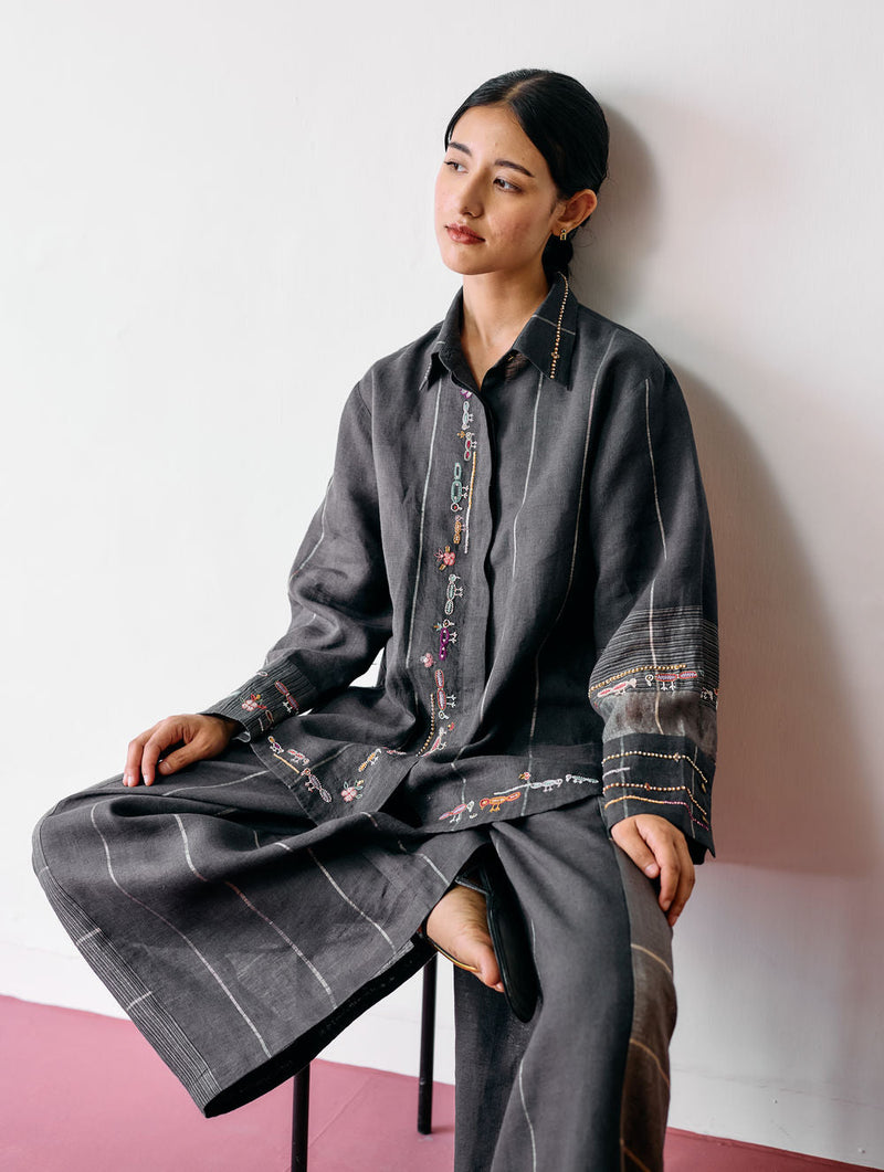 Hanat Hand-Embroidered Bird Co-ord-Charcoal linen co-ord set by Manan in black for women in Singapore