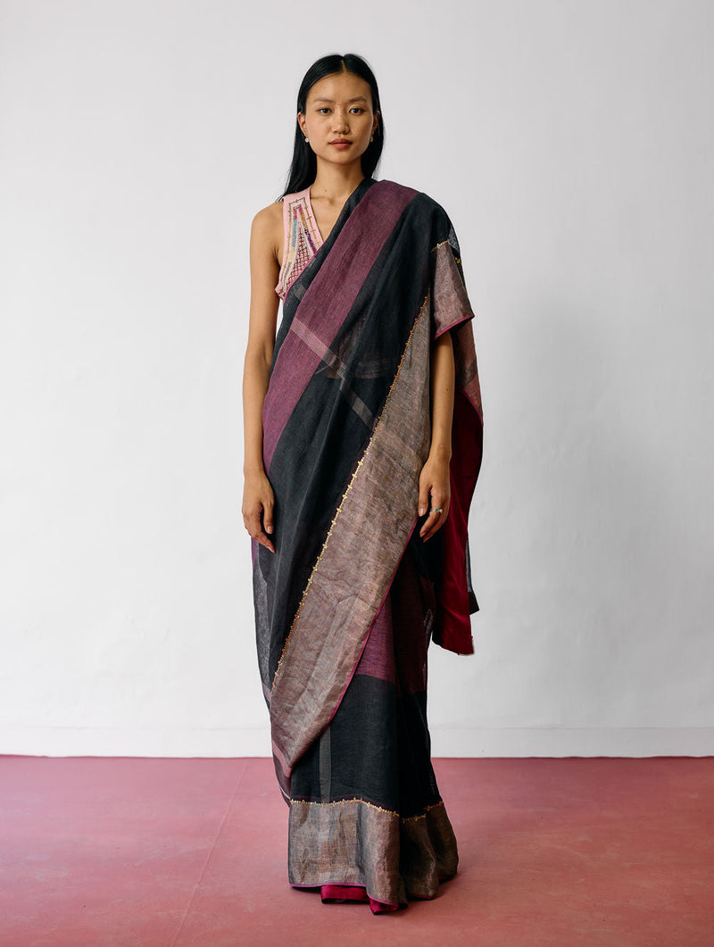 Afra Metallic Handloom Linen Saree-Metallic Charcoal linen saree by Manan in black for women in Singapore