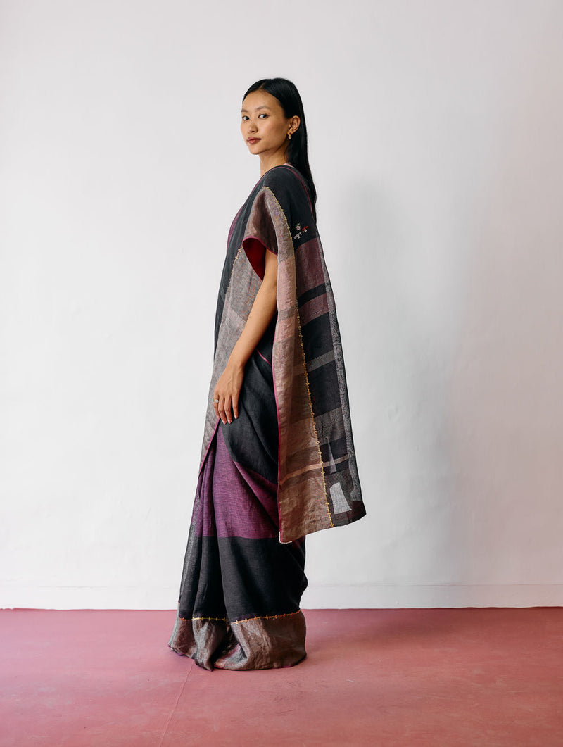 Afra Metallic Handloom Linen Saree-Metallic Charcoal linen saree by Manan in black for women in Singapore