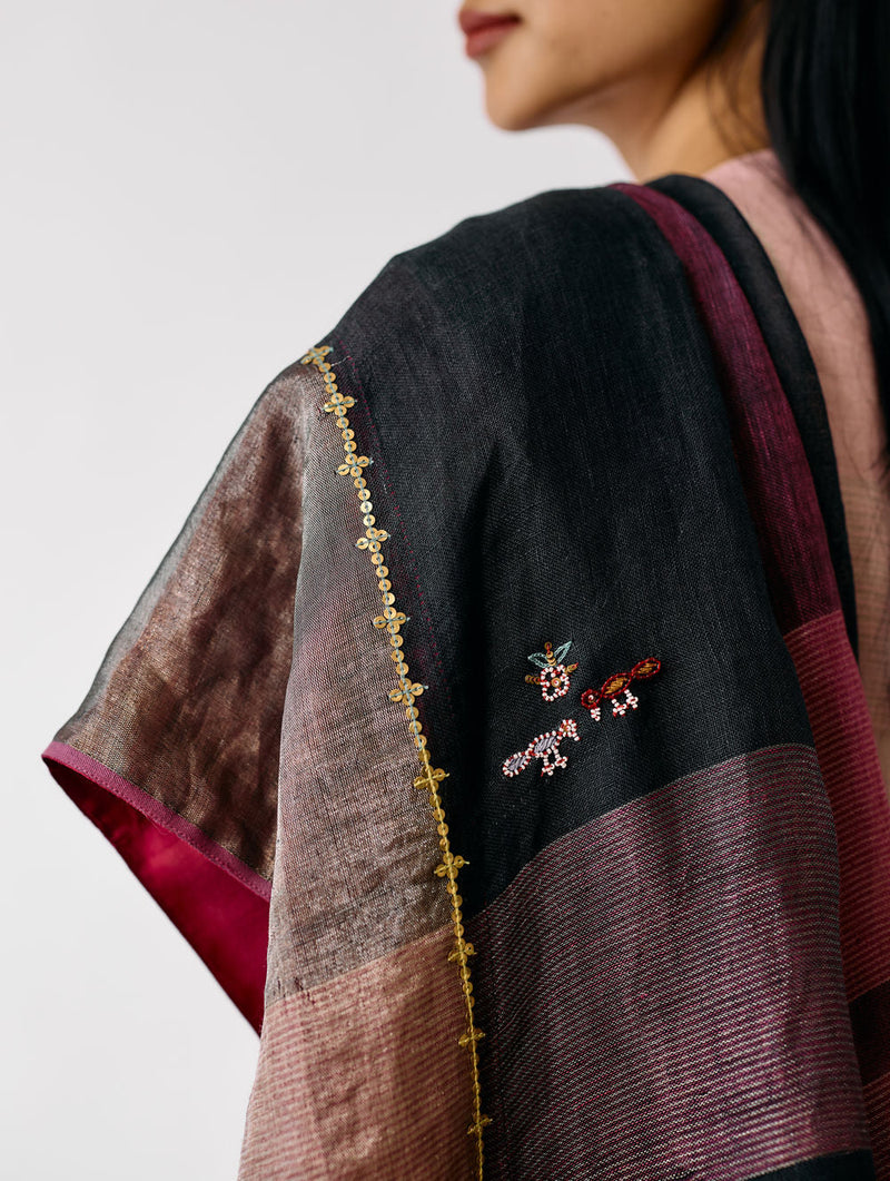 Afra Metallic Handloom Linen Saree-Metallic Charcoal linen saree by Manan in black for women in Singapore