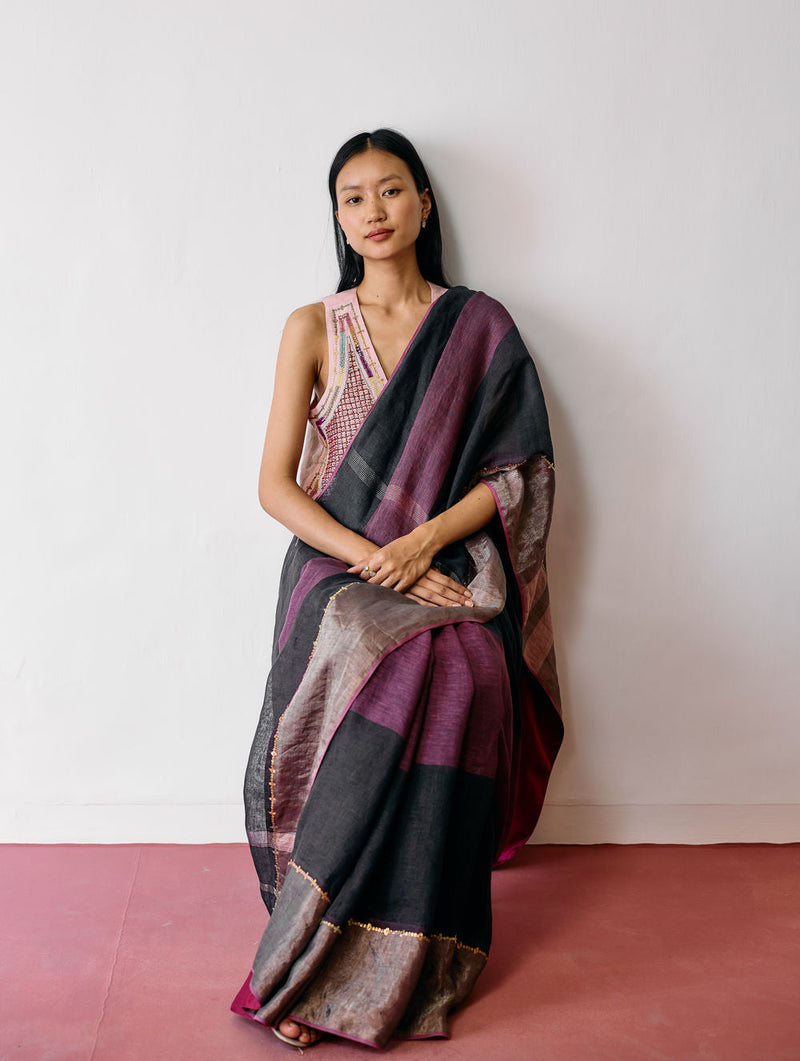Afra Metallic Handloom Linen Saree-Metallic Charcoal linen saree by Manan in black for women in Singapore