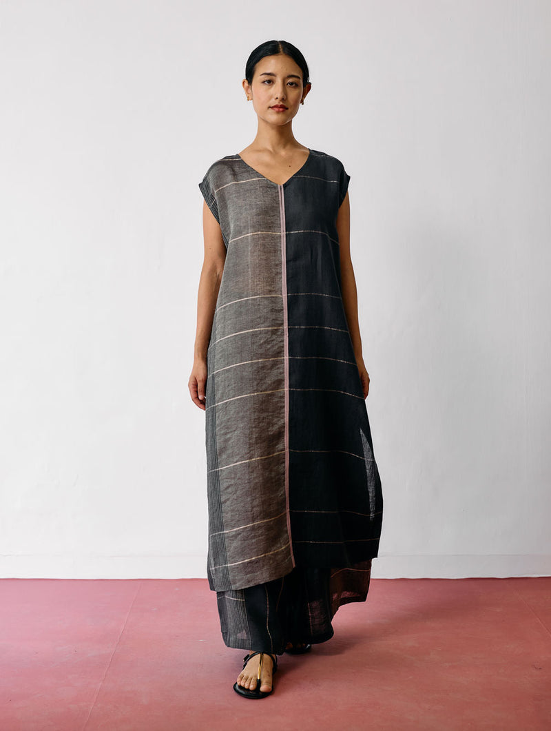 Rira Metallic Linen Long Tunic-Charcoal linen kurta/kurta set by Manan in black for women in Singapore