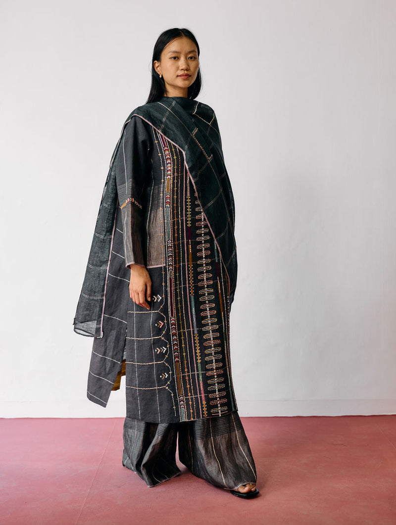 Aicha Hand-Embroidered Panelled Kurta Set-Charcoal linen kurta/kurta set by Manan in black for women in Singapore