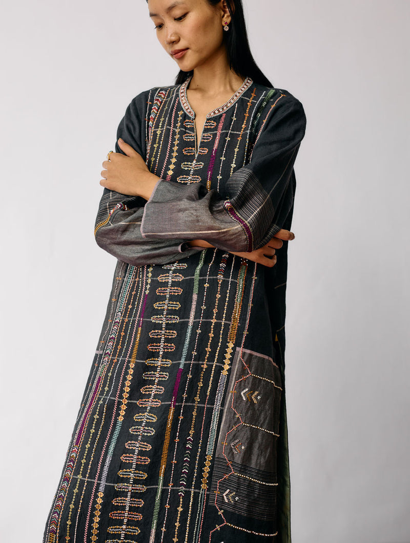Aicha Hand-Embroidered Panelled Kurta Set-Charcoal linen kurta/kurta set by Manan in black for women in Singapore