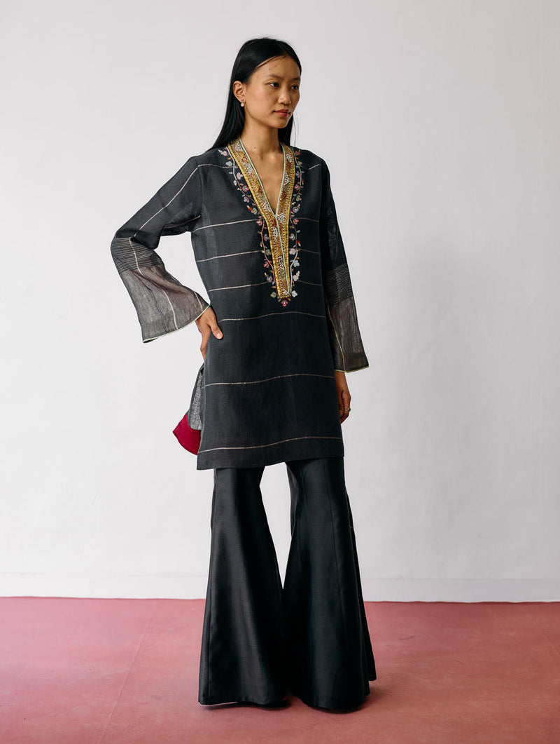 Naar Hand-Embroidered Metallic Kurta-Charcoal linen kurta/kurta set by Manan in black for women in Singapore