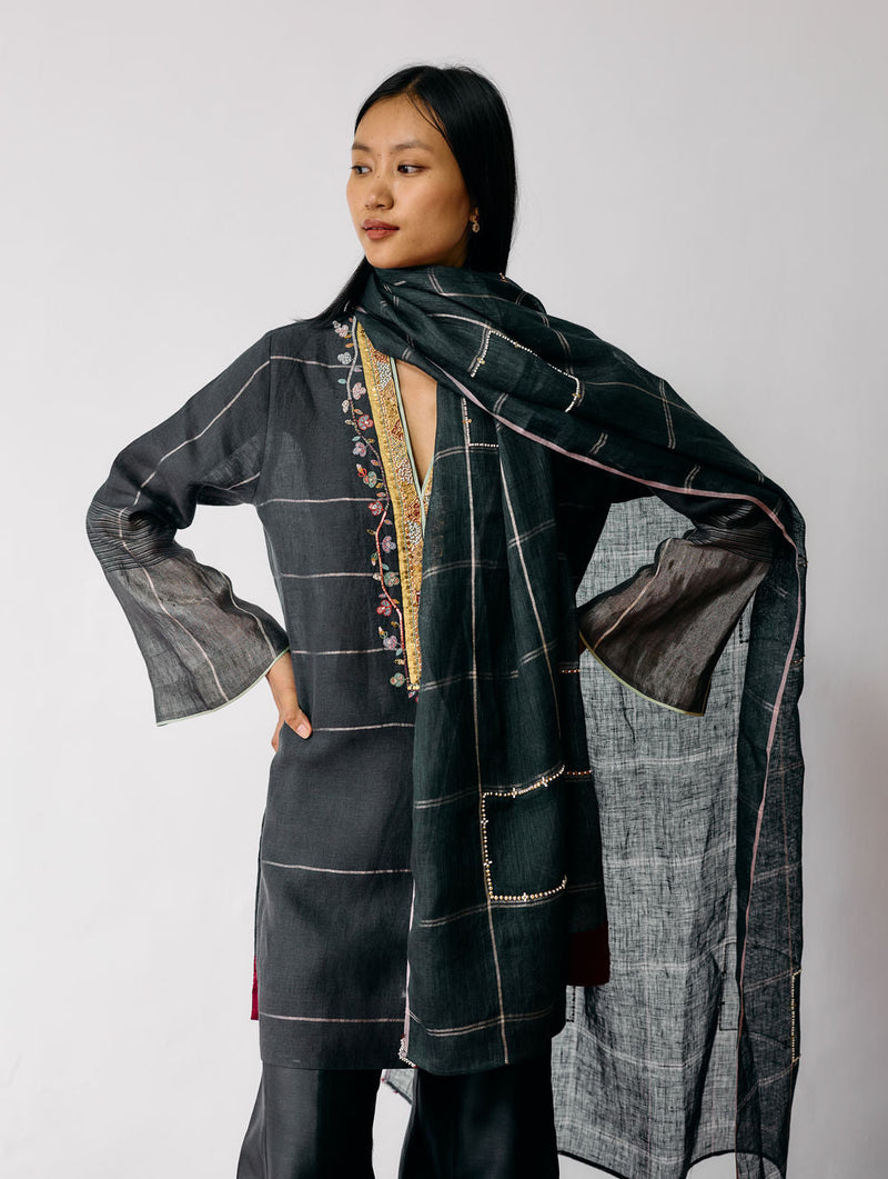 Mora Hand-Embroidered Metallic Linen Dupatta-Charcoal linen dupatta by Manan in black for women in Singapore