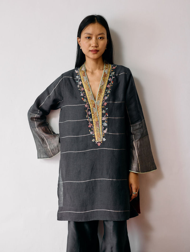 Naar Hand-Embroidered Metallic Kurta-Charcoal linen kurta/kurta set by Manan in black for women in Singapore