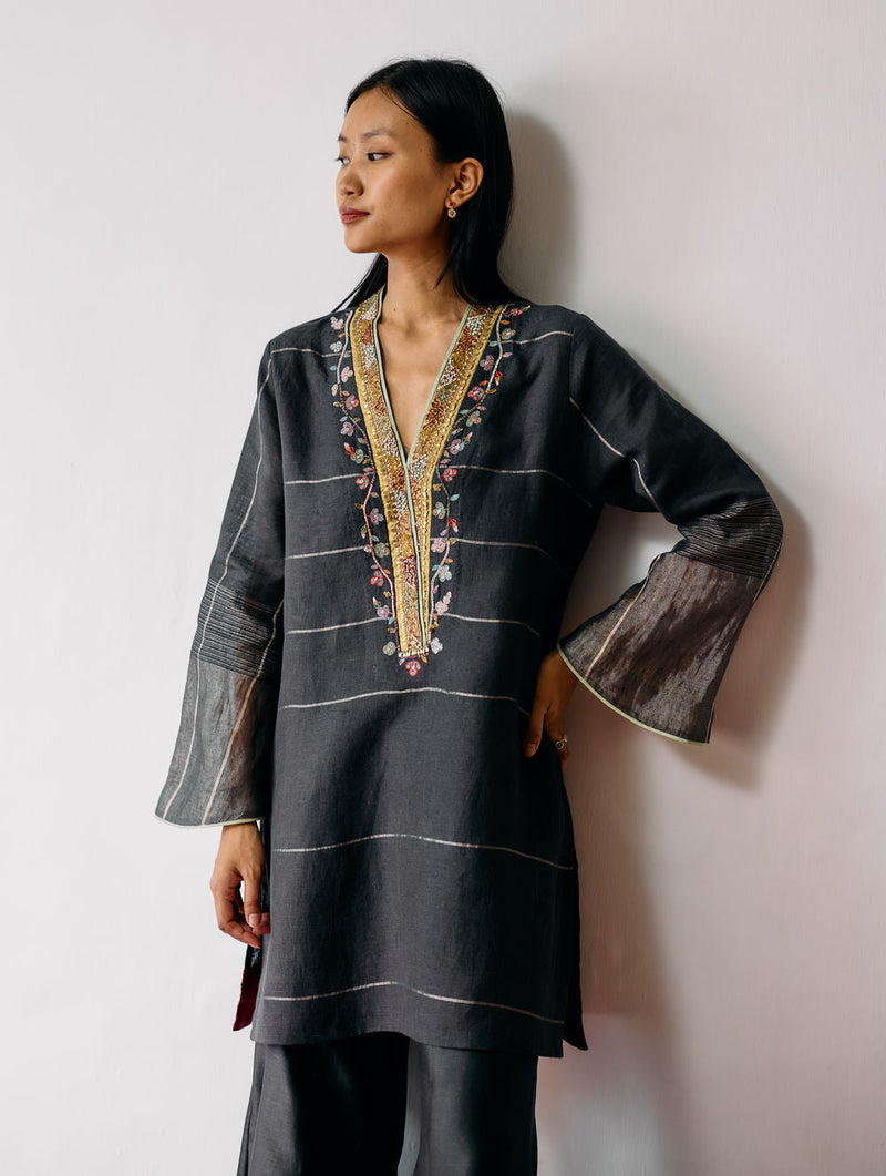 Naar Hand-Embroidered Metallic Kurta-Charcoal linen kurta/kurta set by Manan in black for women in Singapore