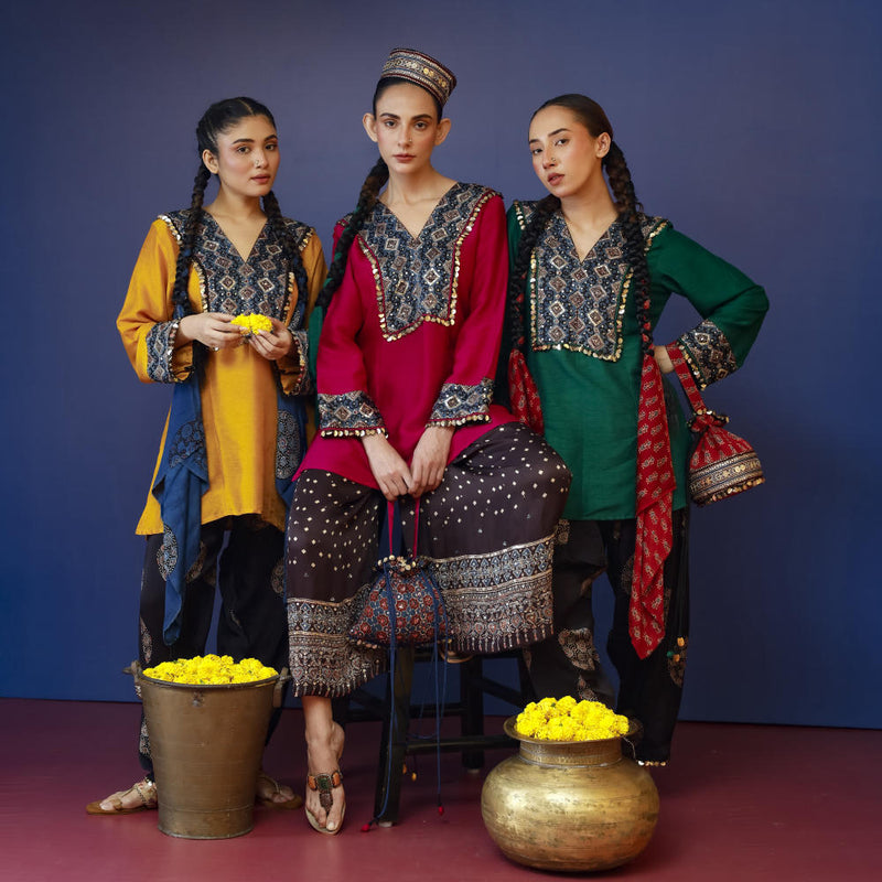 Bariyan Mustard Salwar Kameez
