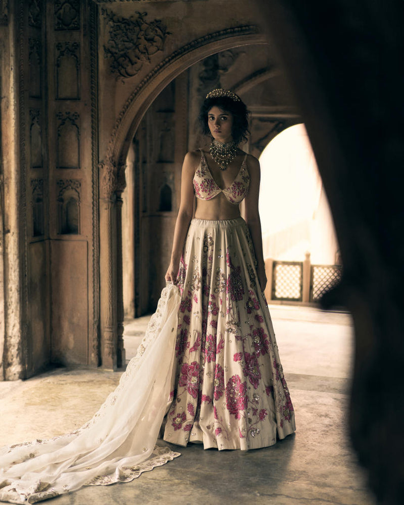 PH-2454 
Lehenga 
Blouse 
Dupatta Set by Paulmi & Harsh for women in Singapore