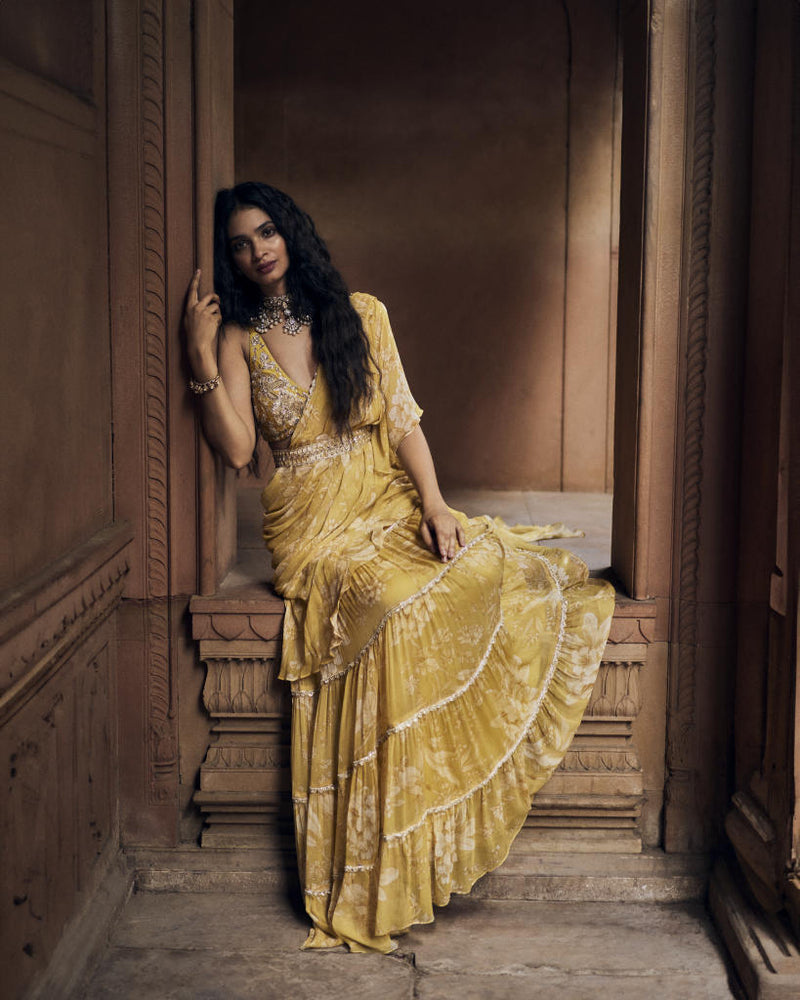 PH-2466 
Saree 
Blouse 
Belt Set by Paulmi & Harsh for women in Singapore