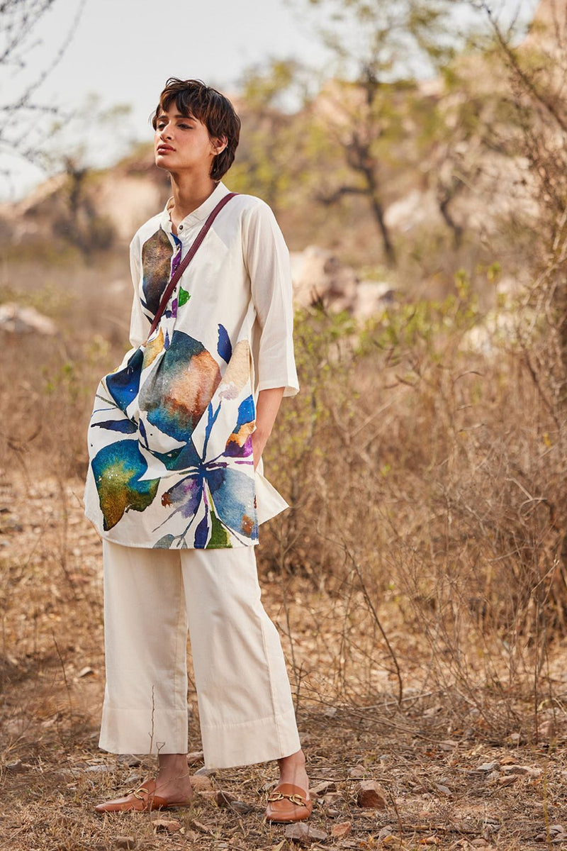 Vann Kurta set cotton by Khara Kapas in white for women in Singapore