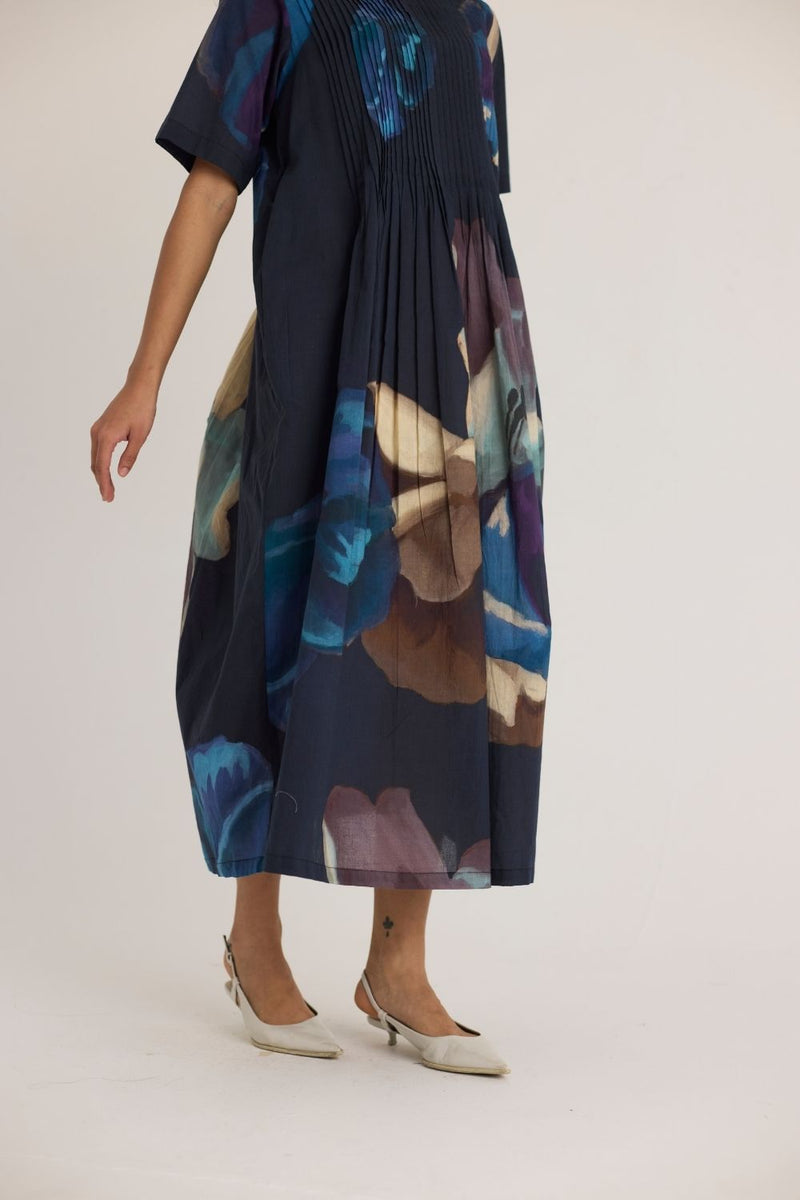 ROCCO PINTUCK DRESS cotton by Yam in black color for women in Singapore