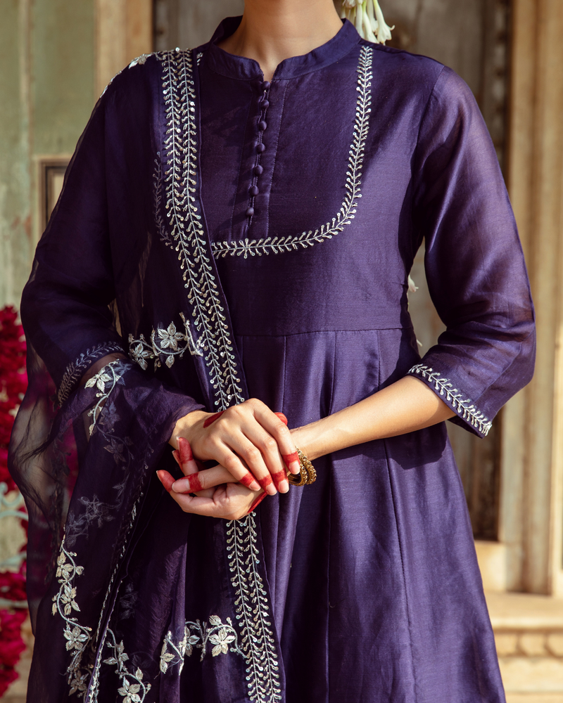 Deep Violet Vintage Zardozi Kurta Set silk Buy Deep Violet Vintage Zardozi Kurta Set from C&W | Kurta/Kurta Sets for Women by Maison Shefali for women in Singapore