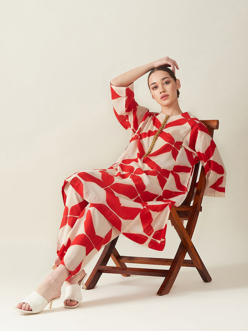 Red Clamp Dye Embroidered Co ord set cotton Light Kurta Sets by Aavidi for women in Singapore